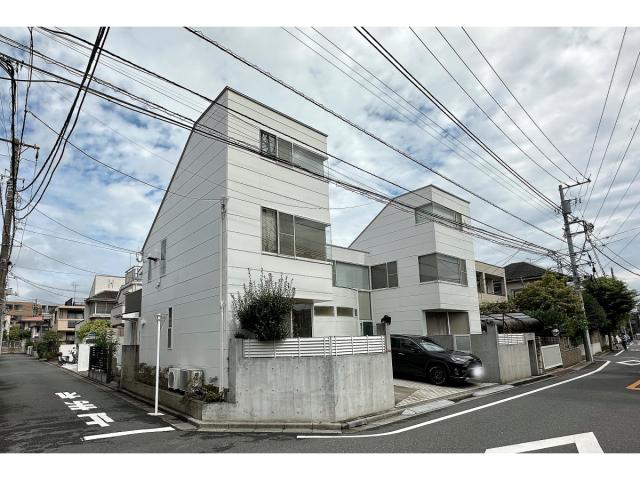 友田邸