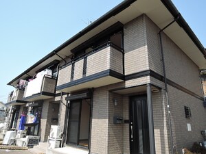 ロイヤルヒルズⅡ外観写真