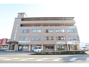 サンルート三豊ビル外観写真