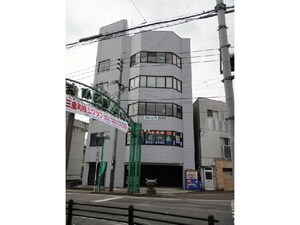 ロータリービル外観写真
