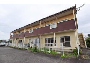 若島アパート外観写真