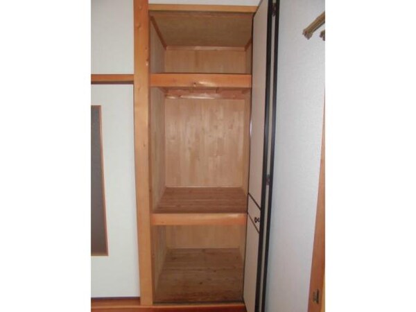 収納(２Ｆ洋室6帖収納)