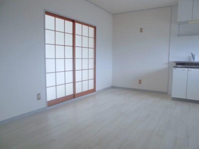 物件内観写真13　(リビング)