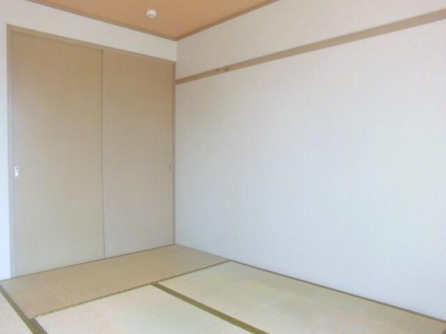 物件内観写真4　(和室)