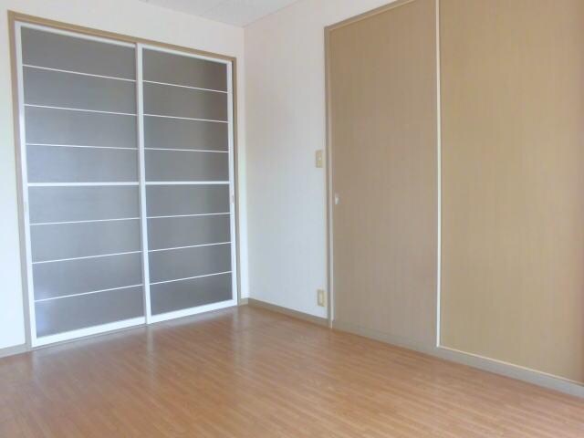 物件内観写真9　(洋室)