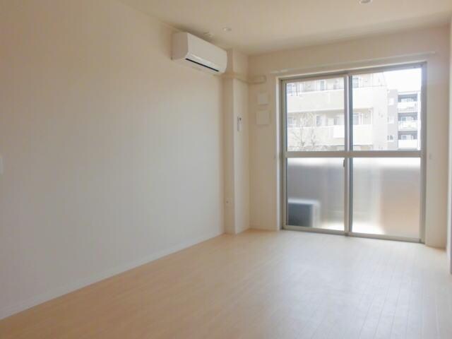 物件内観写真9　(リビング)