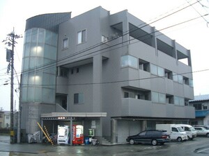 シャムロル外観写真
