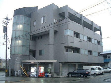 シャムロル外観写真