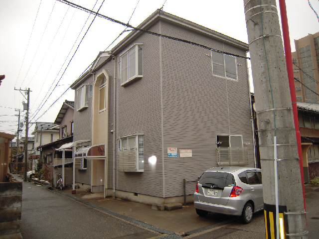 宝町ハイツ