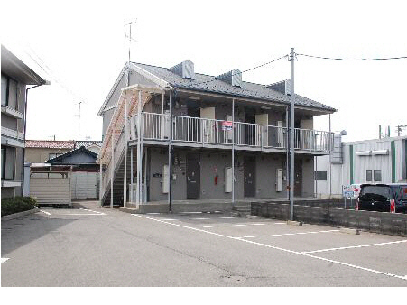 シャルム長土塀B