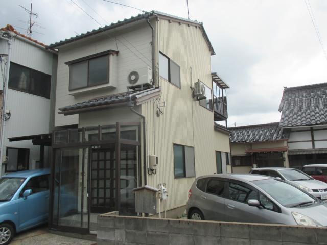 寺町券田貸家2