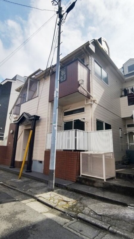 レオパレス21下北沢第1外観写真