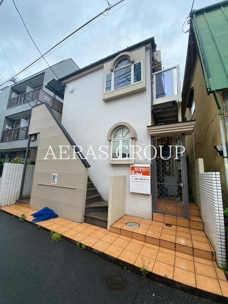 ライフピアロイヤル外観写真