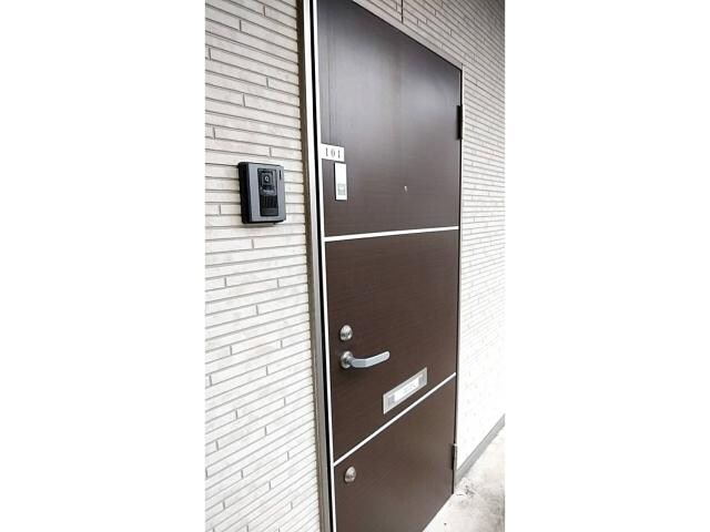 RAPIDO PASARLE ( ラピド・パサーレ )の玄関周り