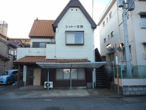 シャトー本陣外観写真
