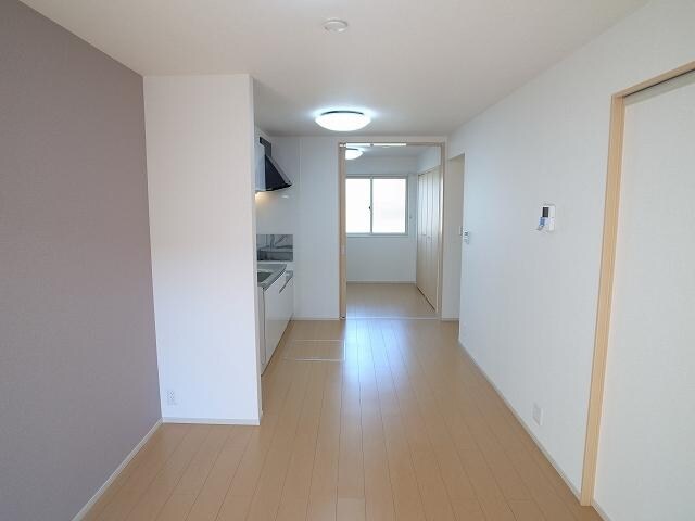 物件内観写真6　(リギングダイニングキッチン)