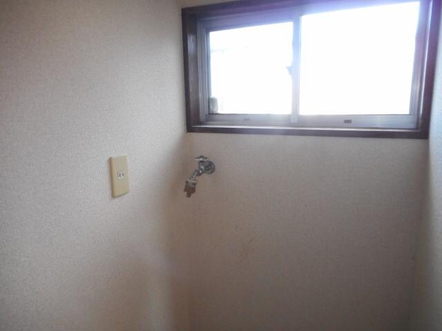 物件内観写真17　(室内洗濯蛇口)