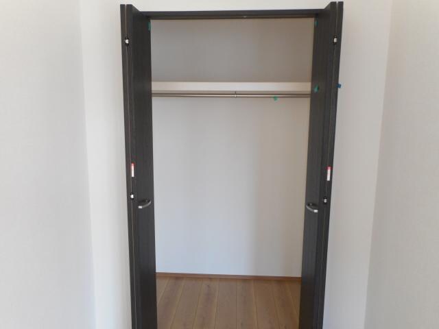 物件内観写真16　(クローゼット)