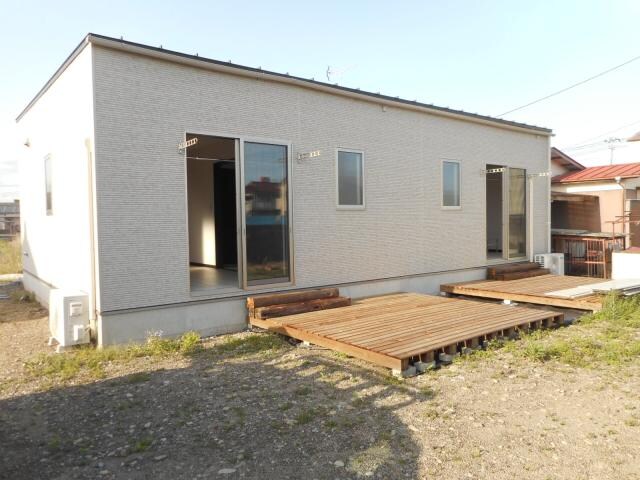 テット・アヤソラーレの外観(ウッドデッキ設置！)