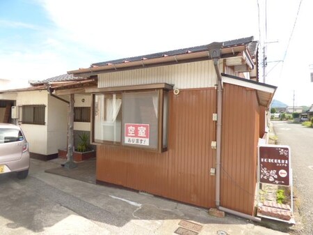 石田貸家外観写真