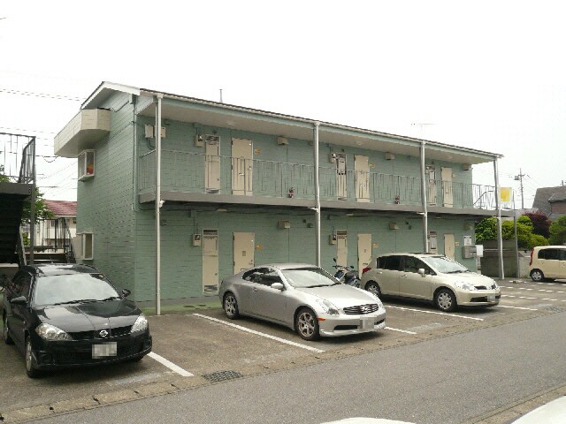 エルディム坂本Ａ・Ｂの物件外観写真