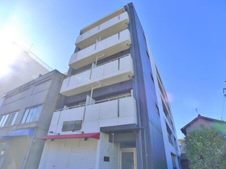 パークサイドアパートメンツ・パーソンズマンション外観写真