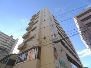 神宮前コーポ外観写真