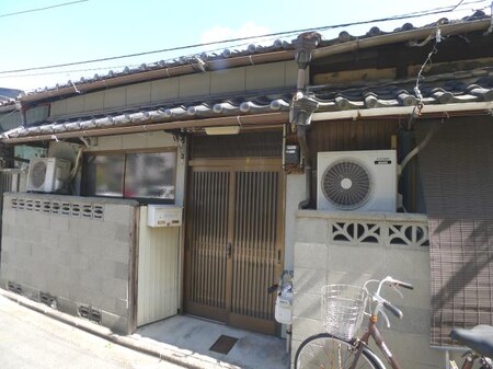 石場町貸家外観写真