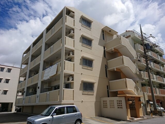 物件外観写真1　(★外観★)