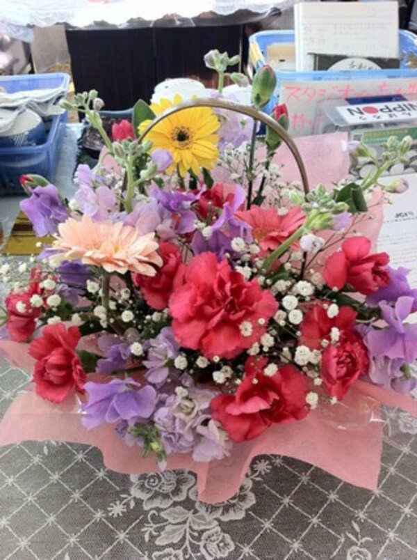 周辺環境(花の店　萌香 139m)