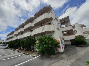 シャン・ド・フルール外観写真