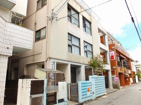 オリーブ荘外観写真