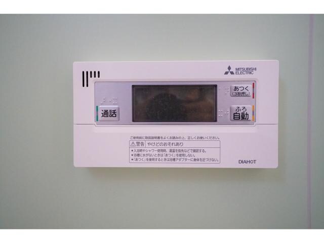 物件内観写真14　(給湯ﾘﾓｺﾝ)