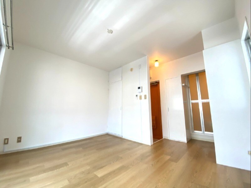 物件内観写真20　(洋室6帖)