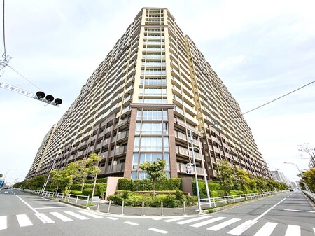 プラウド新浦安外観写真