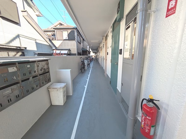 その他共有部分(1階　玄関前　共有通路)