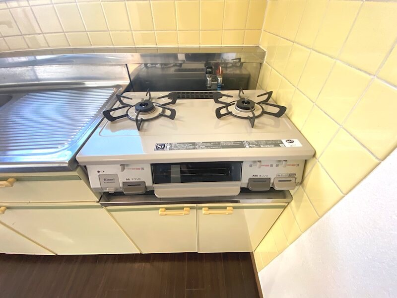 物件内観写真26　(キッチン　2口ガスコンロ設置可　※写真のガスコンロは要確認)