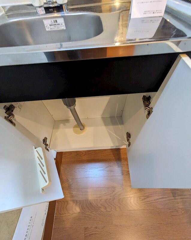 物件内観写真12　(キッチン　シンク下収納)