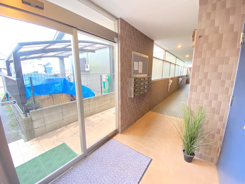 物件内観写真22　(ロビー　集合ポスト)