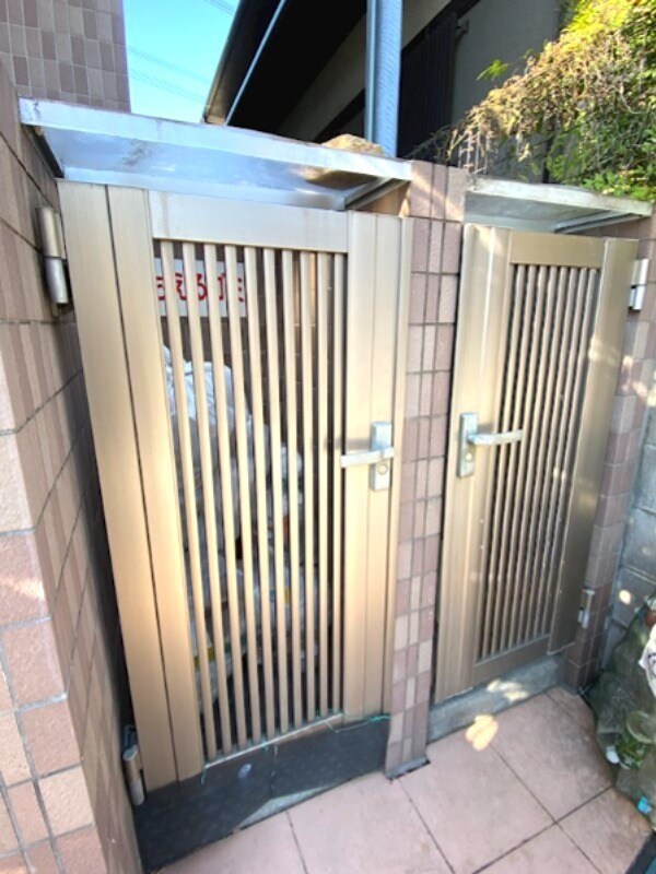 物件内観写真24　(ゴミ置き場)