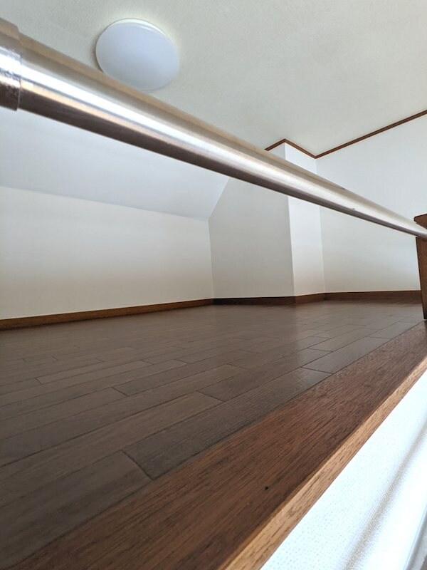 物件内観写真25　(収納スペース他、多様な使い方ができる便利なロフト付)