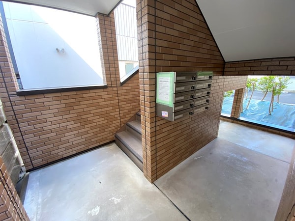 エントランス(集合ポスト)