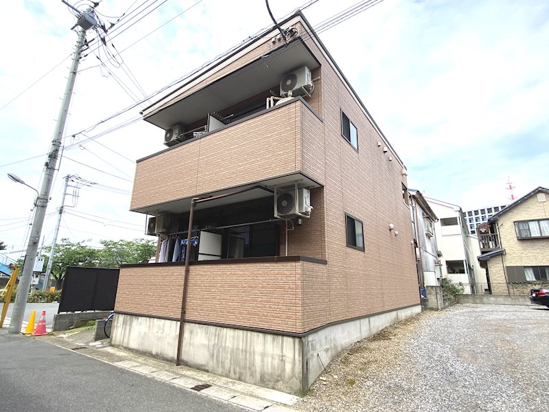 メゾンソレイユ