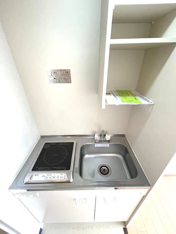 物件内観写真5　(IHクッキングヒーター付キッチン)