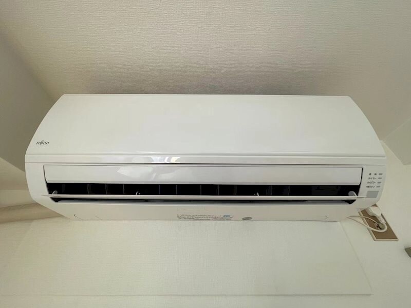 物件内観写真12　(エアコン設置)