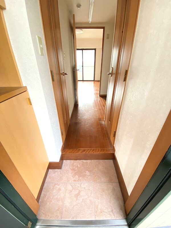 物件内観写真7　(玄関　※他部屋の参考写真です)
