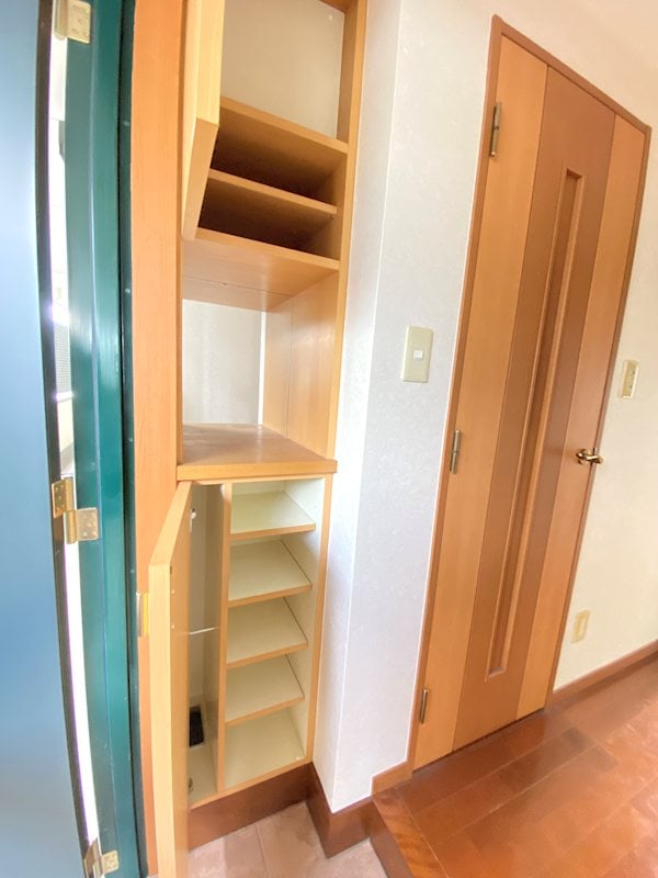物件内観写真16　(玄関　シューズBOX　※他部屋の参考写真です)