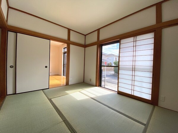 その他部屋・スペース(1階　和室6帖)