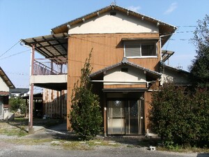 今仁邸貸家２号外観写真