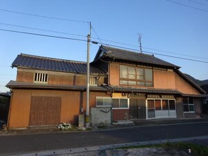 岩尾貸家外観写真